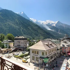 Nook 42 - The Loft - 2br W/ Balcony Views Chamonix
